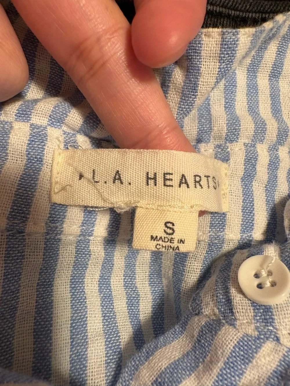La Hearts Blue and White Striped Crop Button-Up Top - Picture 2 of 3